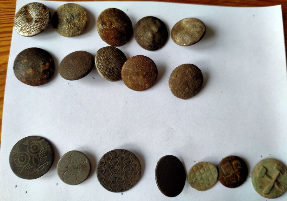 Stare guziki milotariawojna historia