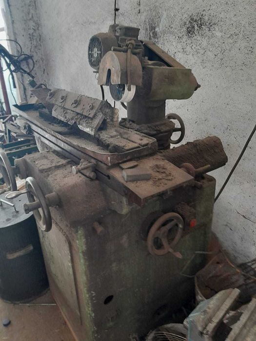 korowarka Bezner+przenosnik+kolo wyrownujace+pila do ostrzenia