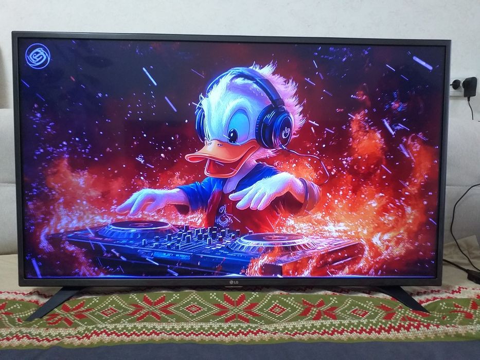 4K video. Wi-Fi. LG 43"діагональ .SMART TV.