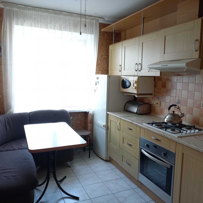 Продам двокімнатну квартиру м.Самбір