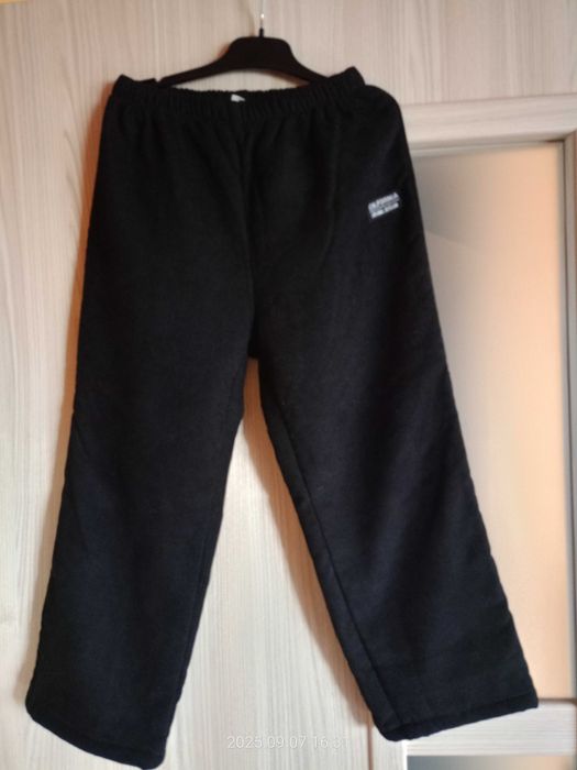 Spodnie sztruks ocieplane na 7 lat