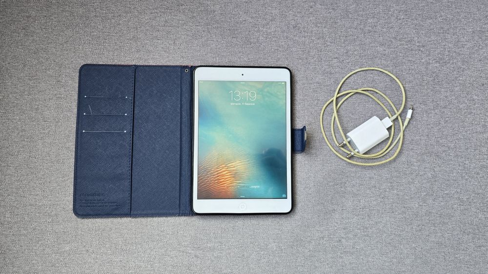Планшет iPad mini 2 16GB Wi-Fi | Стан хороший