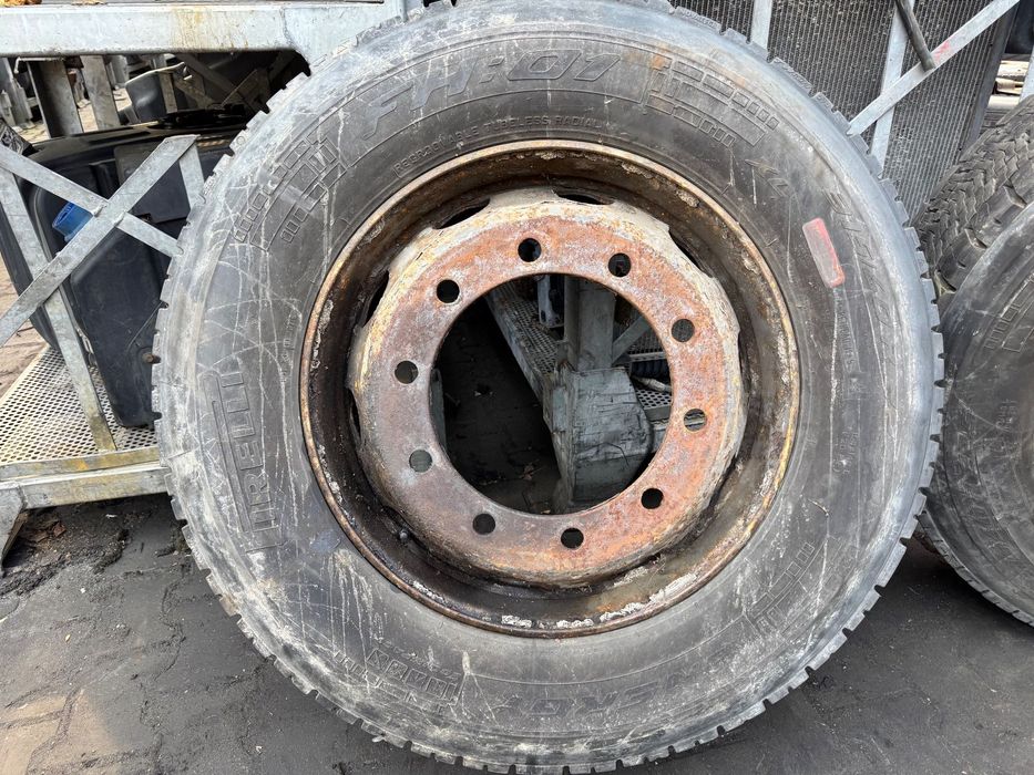 Kompletne koło, felga, opona Pirelli 315/60 R22,5