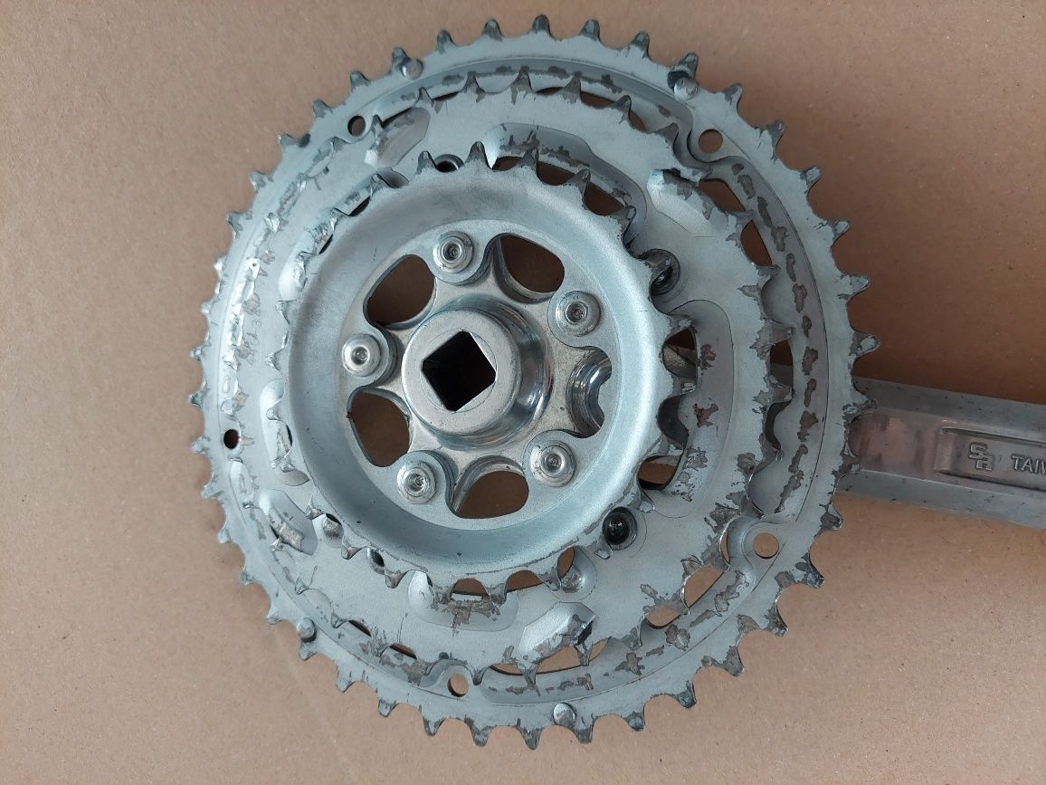 Korby Suntour CW-XR25 170mm 24/34/42 na kwadrat