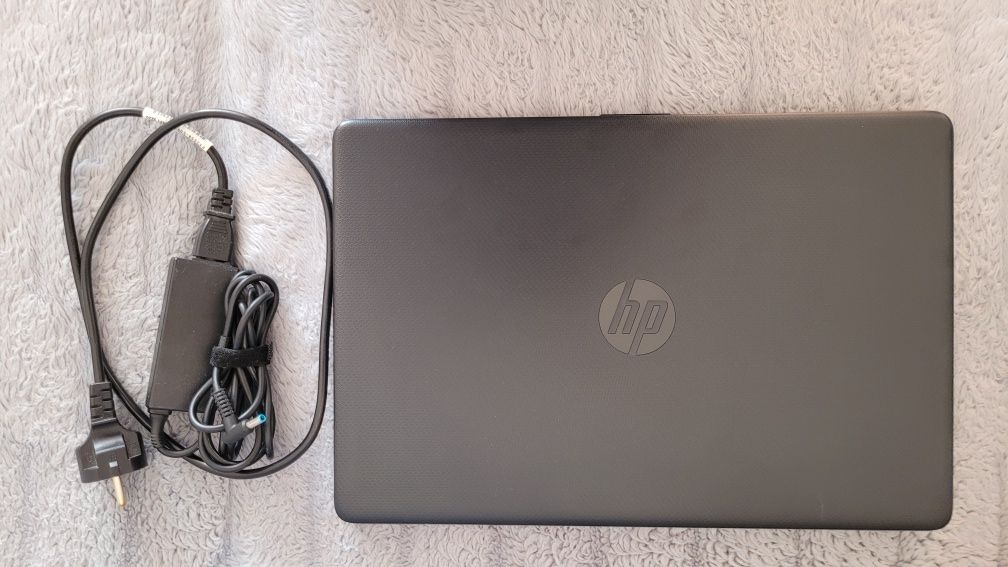 Lapto HP 15s-eq0035nw 15,6" 8GB RAM 256GB Dysk SSD