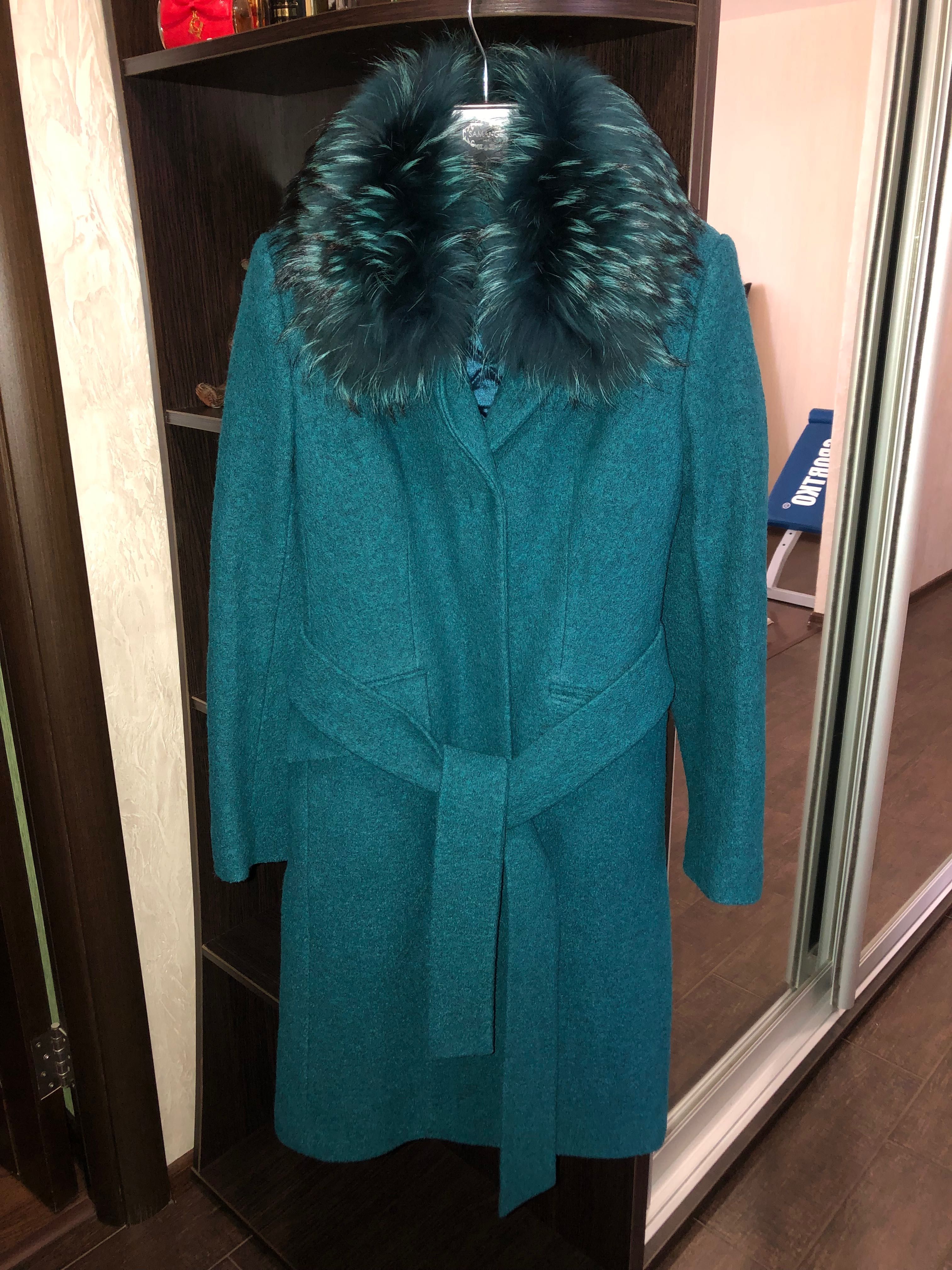 Жіноче пальто зимове