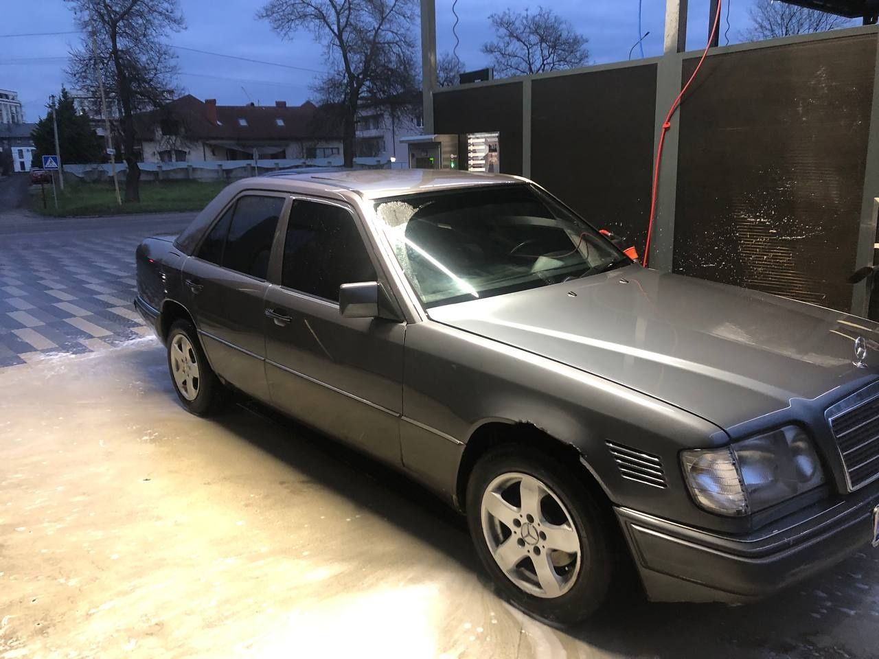 Mersedes Benz w124