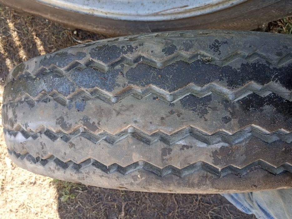 Колесо на грузовий автомобіль Богдан