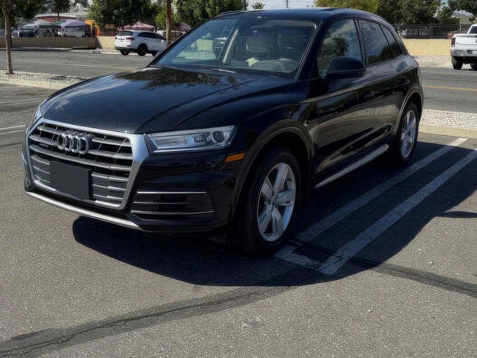 Audi Q5      2018