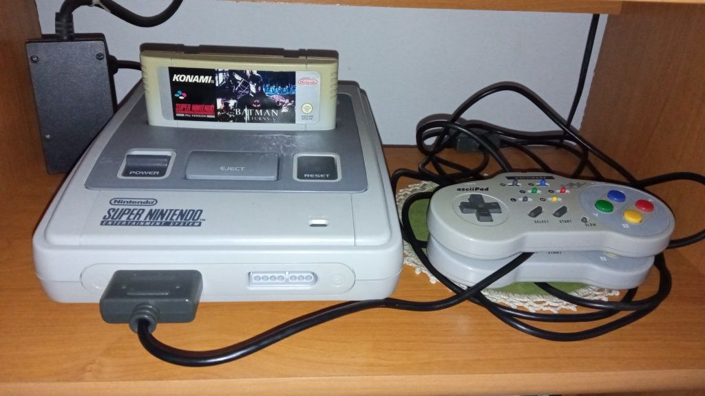 Konsola snes komplet plus 2 gry action replay 2 super stan.