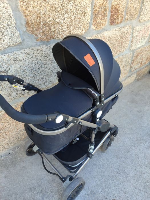 Carrinho de bebê completo