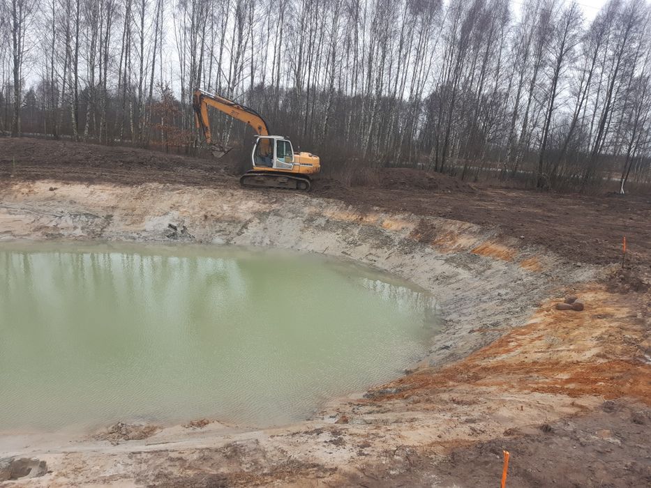 Kopanie czyszczenie stawów,rozbiórki, Wyburzenia, usługi koparką.
