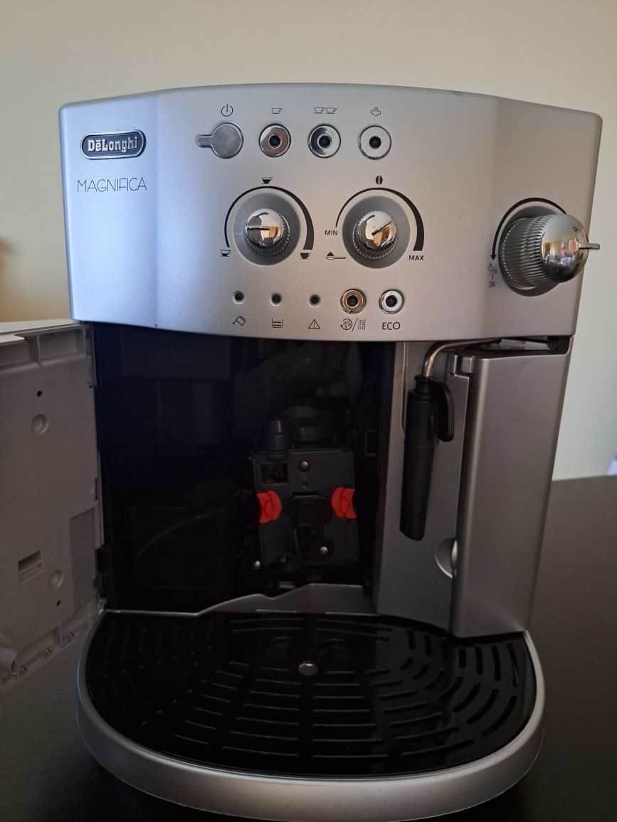 DeLonghi Magnifica 4200s