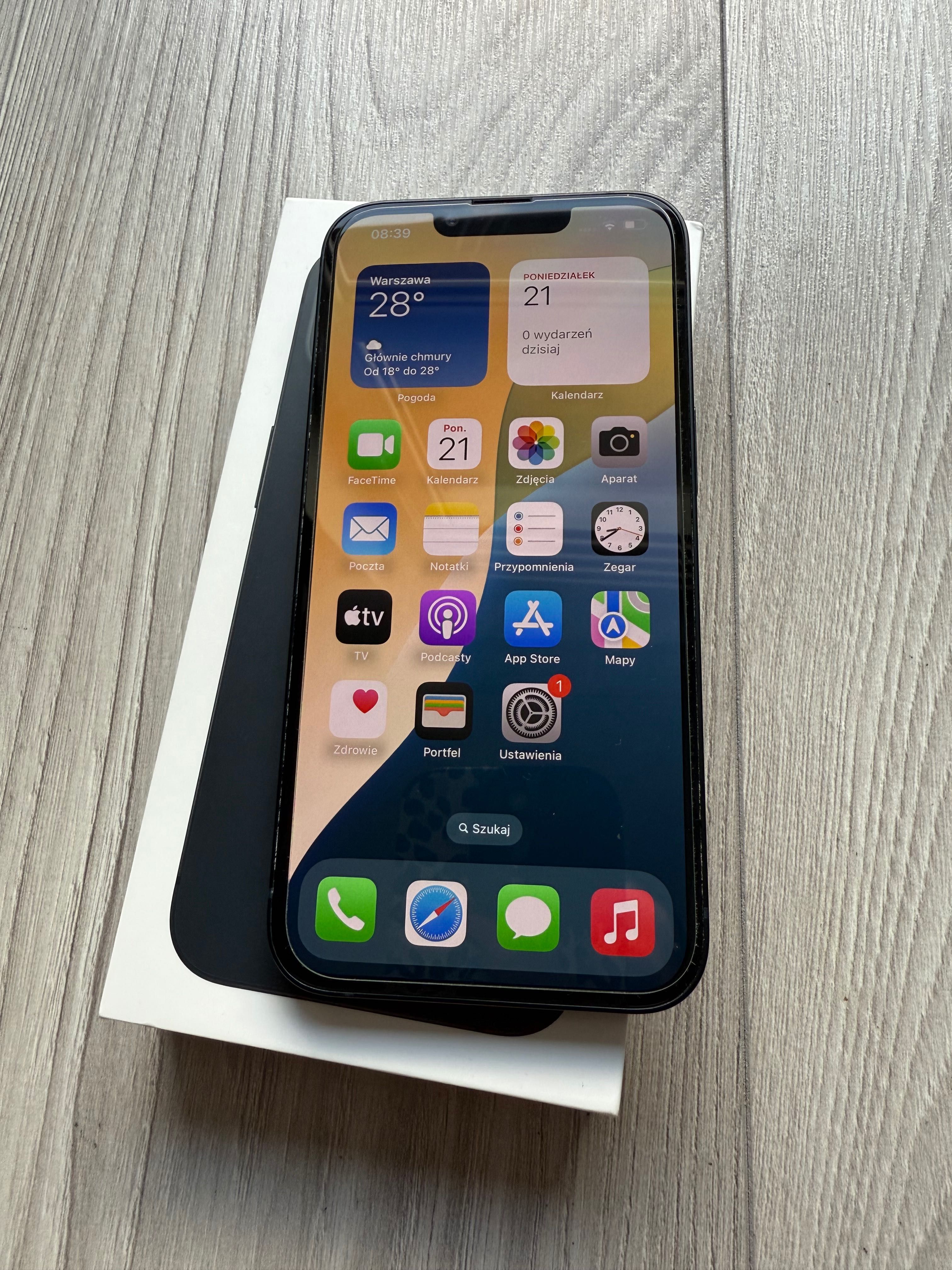 iPhone 13 128gb Midnight 73% baterii