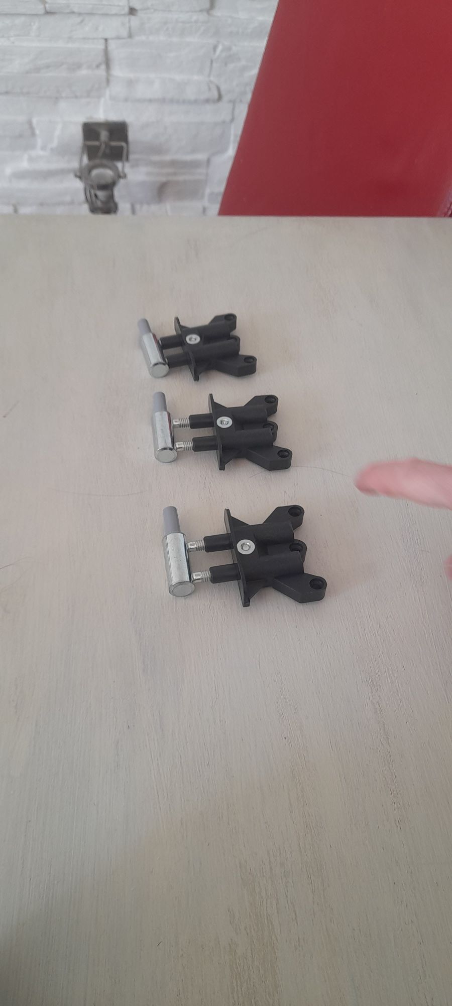 Zawiasy cena za komplet 3 szt