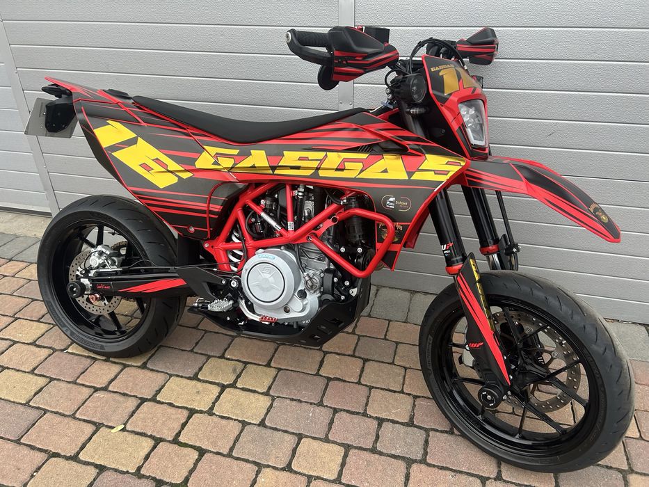 Gas Gas SM 700 KTM 2022r Leo vince! SMC 690 Supermoto (husqvarna 701)