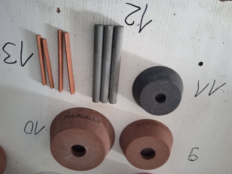 Ściernica kamień szlifierski tarcza szlifierska garnkowa