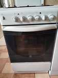 Kuchenka indesit
