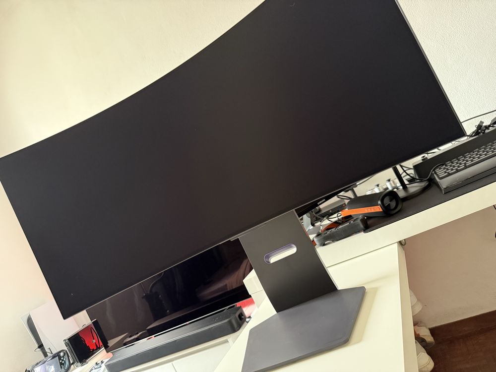 Monitor LG OLED de 34'' 240Hz