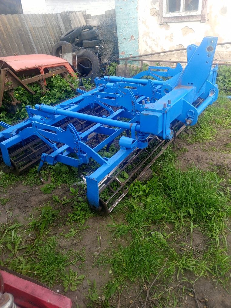 Lemken kompaktor 3м