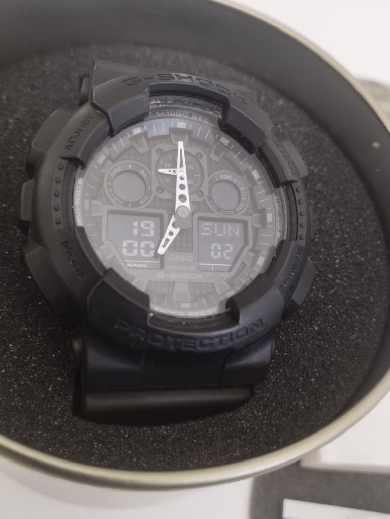 Casio g shock ga100