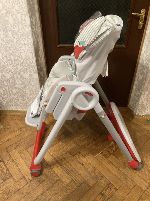 Дитячий стілець Chicco Polly 2 Star