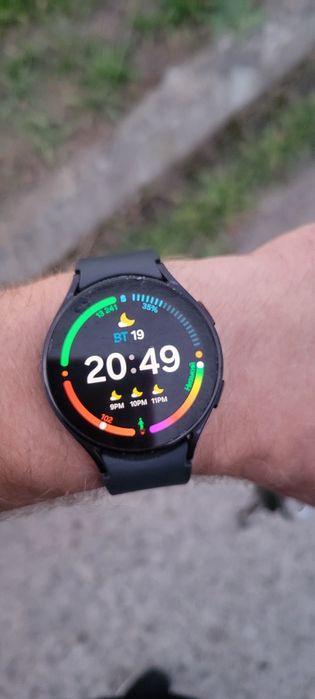 Samsung galaxy watch 5 , 44 mm