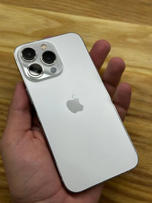Продам Iphone 13 pro 256 GB Silver