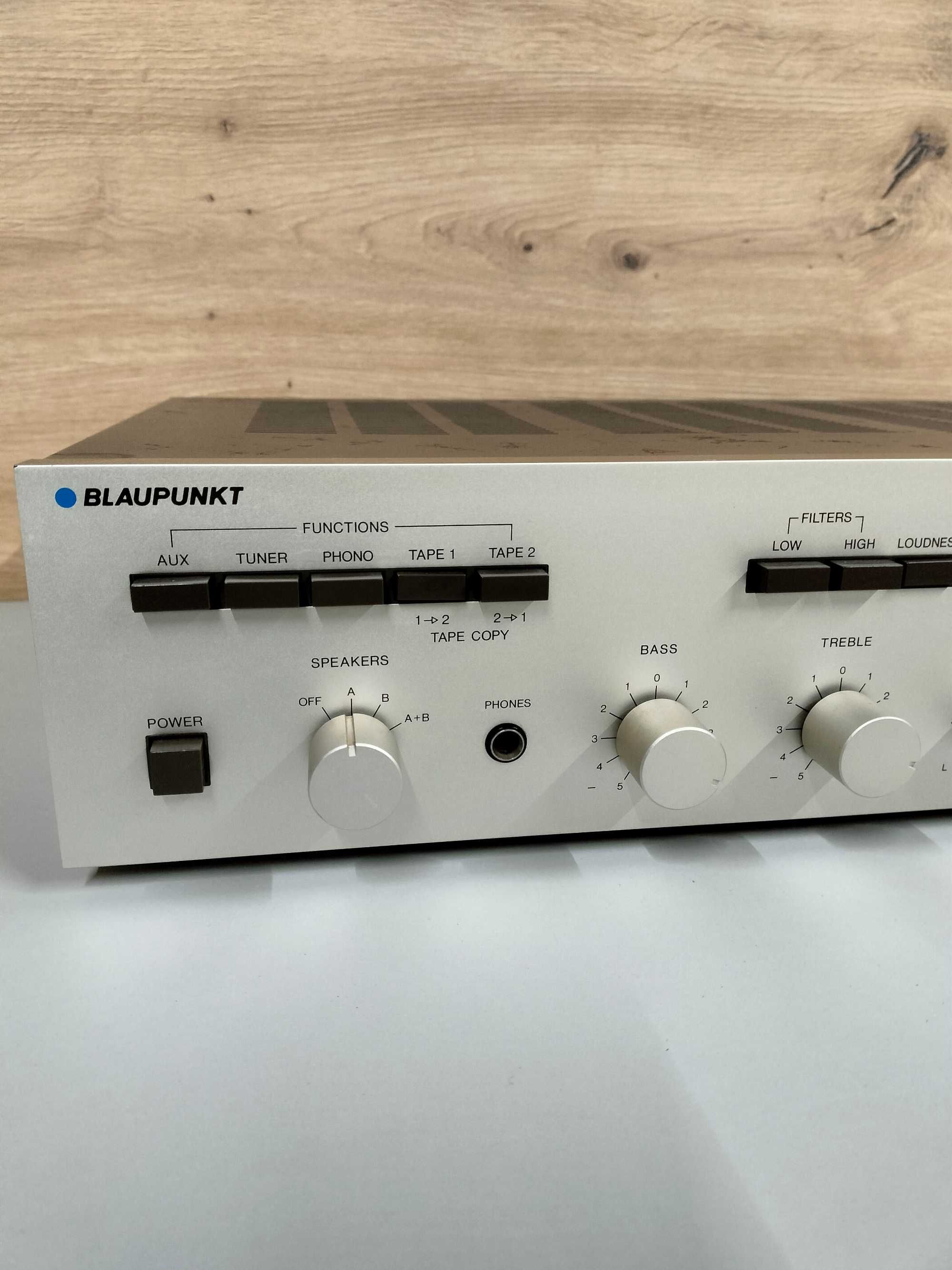 Wzmacniacz Blaupunkt A-110