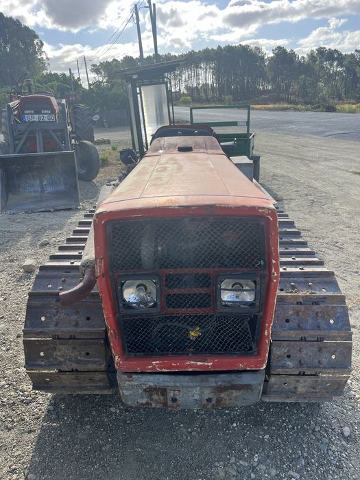 Trator rastos mf 174c usado