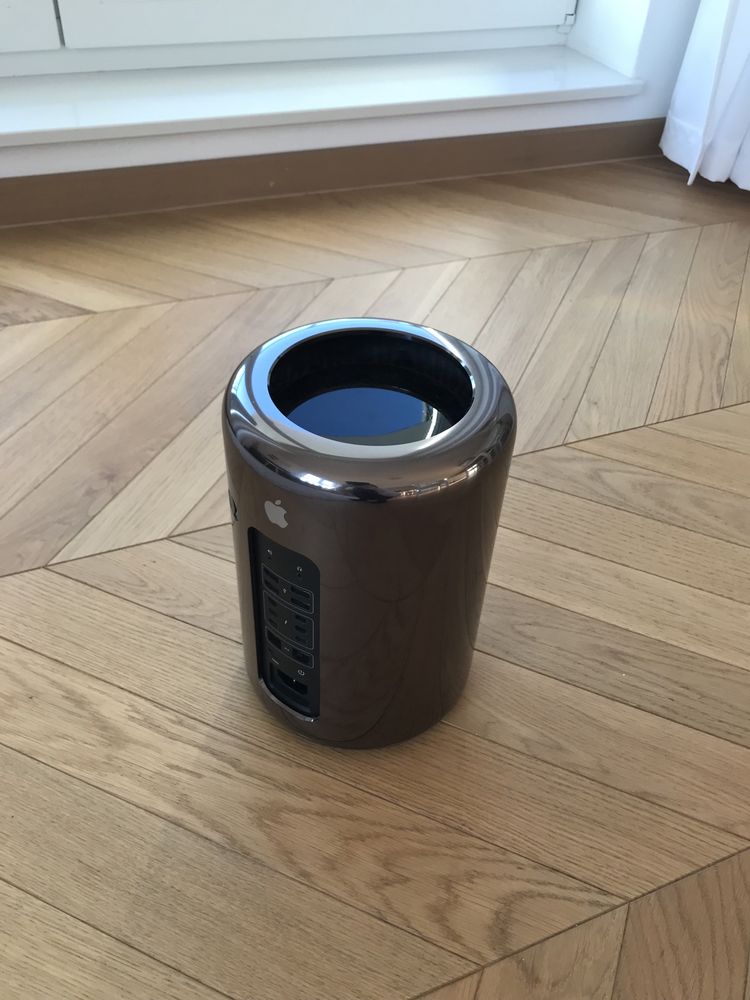 Komputer MAC PRO Apple 2.05 TB