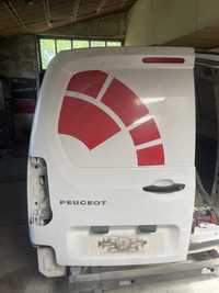 Дверь дверка Citroen Berlingo Peugeot Partner