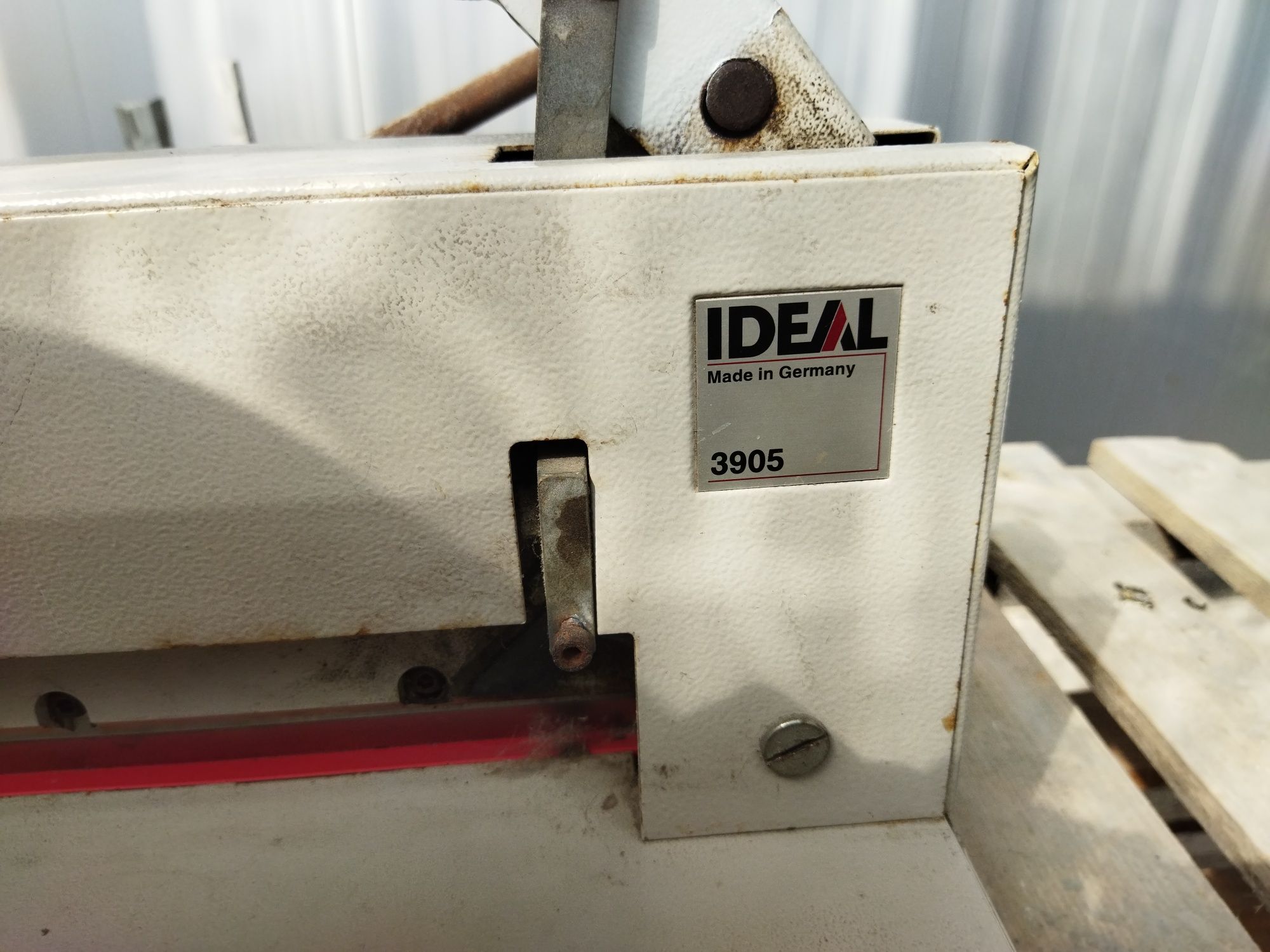 Продам гильотина резак бумаги Ideal 3905 (Germany)