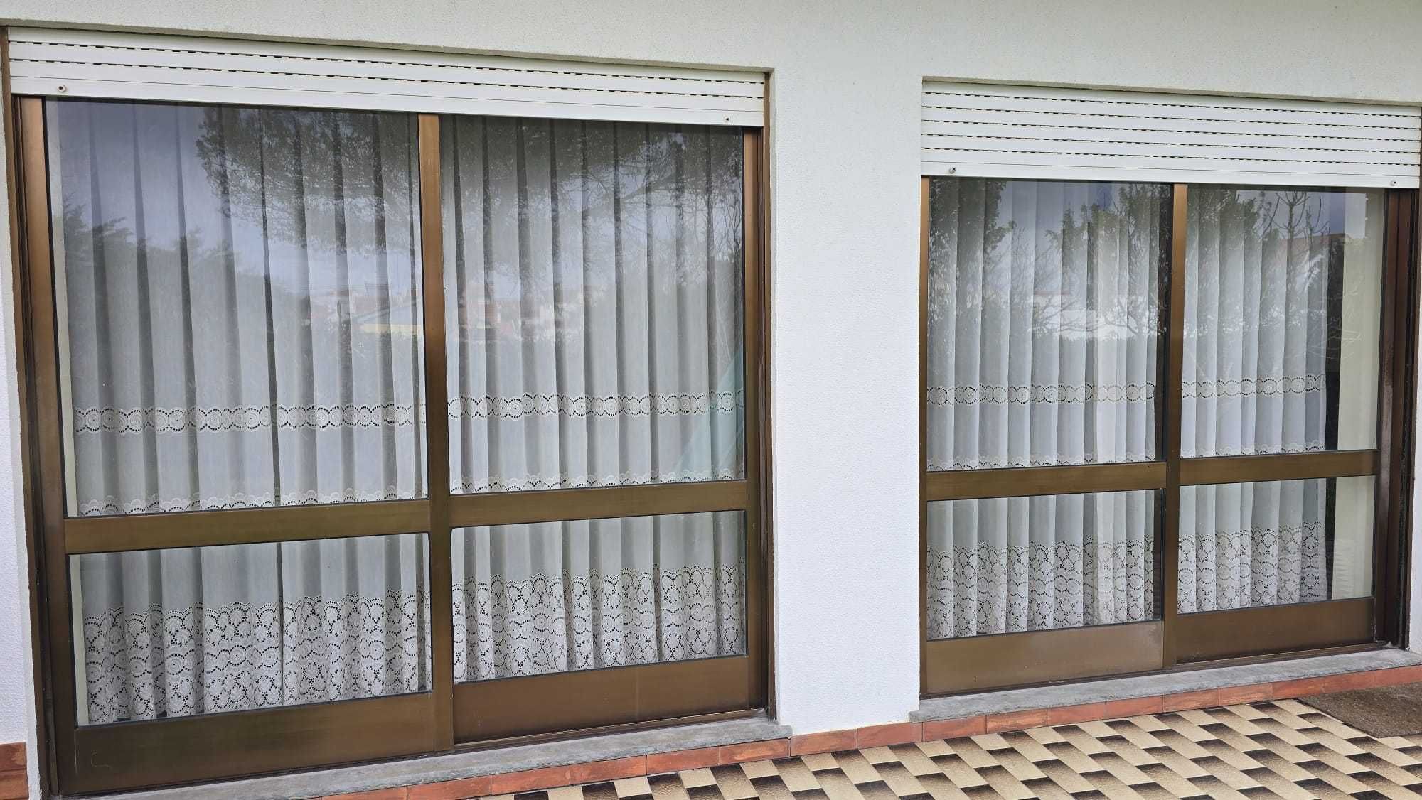 Janelas funcionais Alumínio Anodizado 3/3