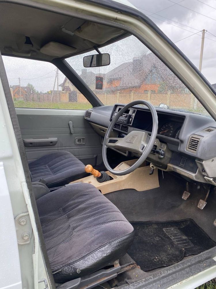 Toyota Corolla CA71