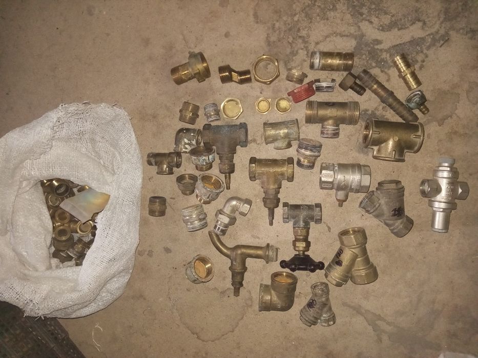 Сантехнические сгоны ,краны, переходники из бронзы