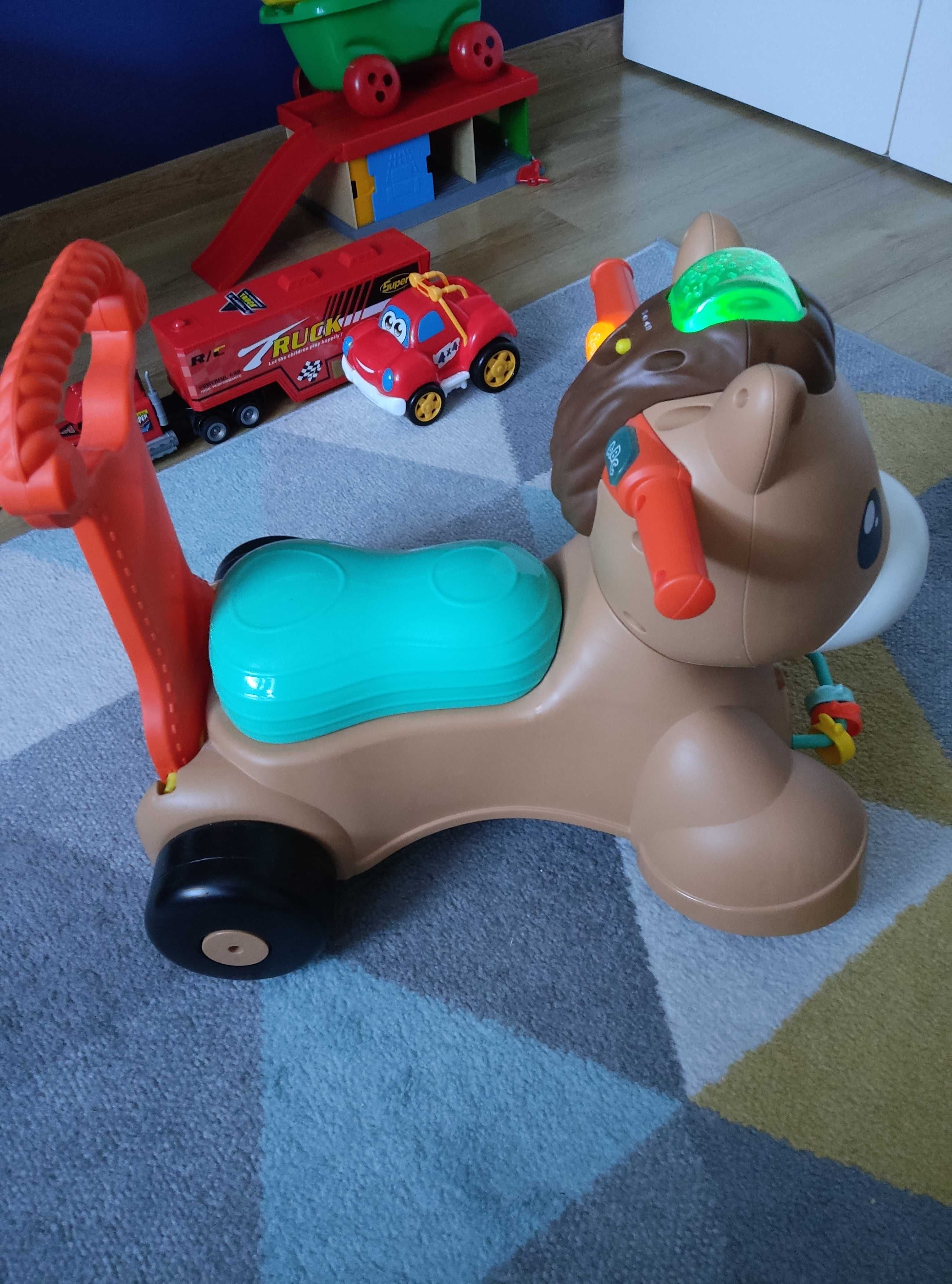 Fisher-Price Spacerowy kucyk Pchacz Jeździk