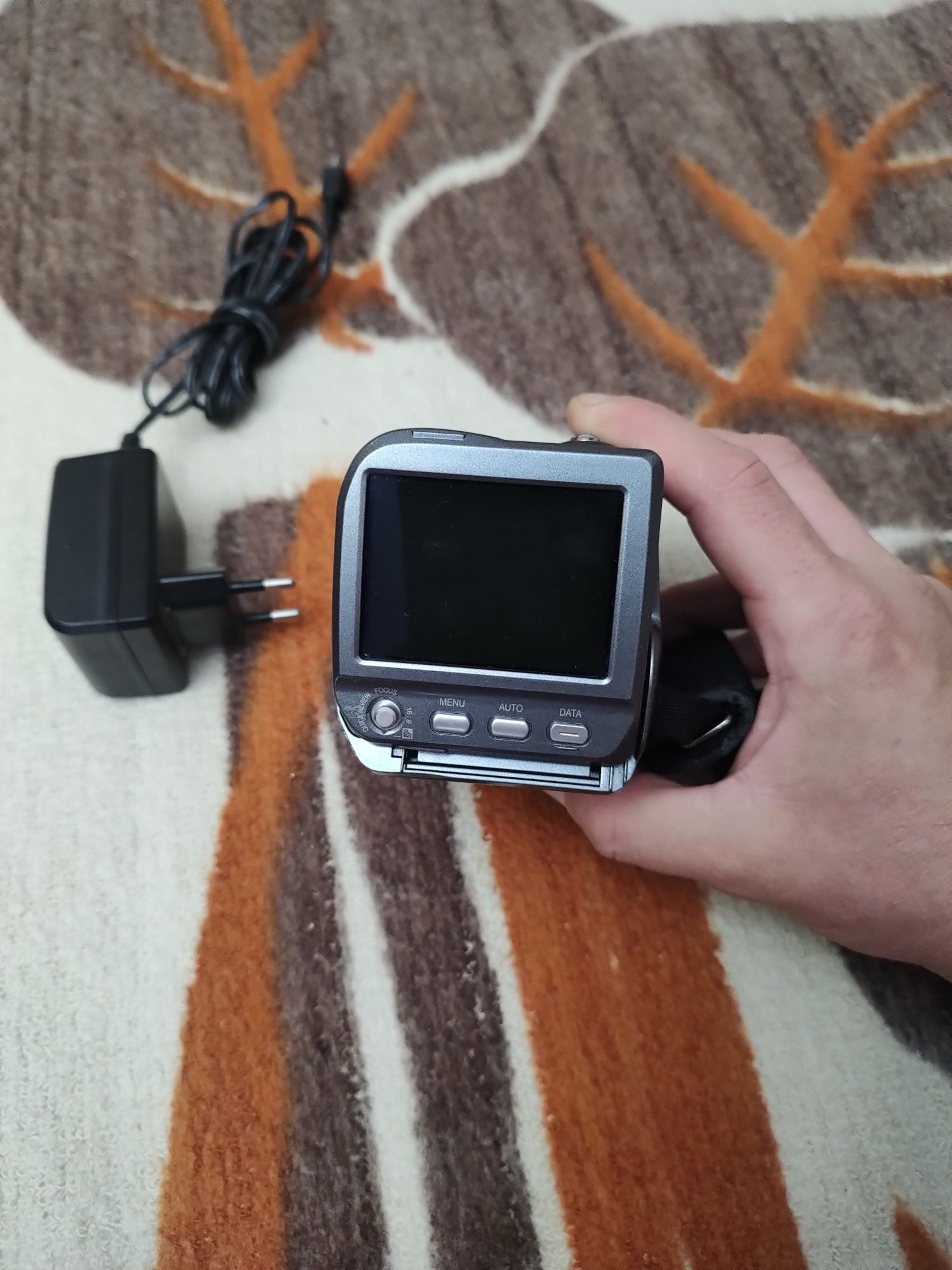 Видеокамера jvc gr-da20e