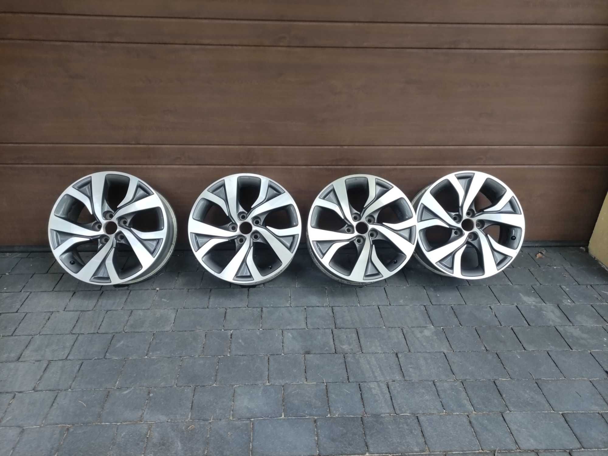 Felgi aluminiowe 5x114.3 ET38 Mazda Kia.Honda i inne w super stanie