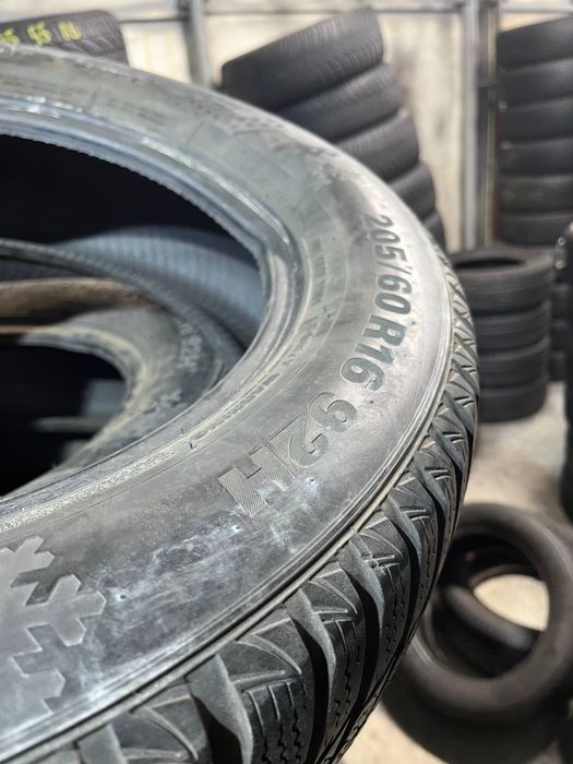 Комплект зимової гуми 205/60/16 Kumho