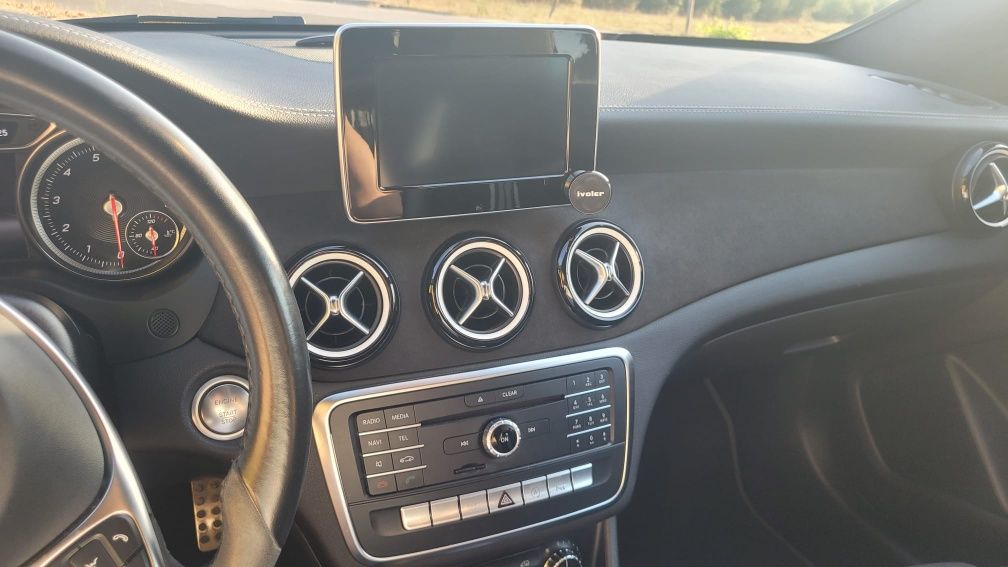 Mercedes CLA 180