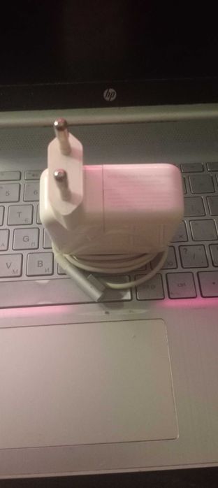 Зарядное устройство Apple