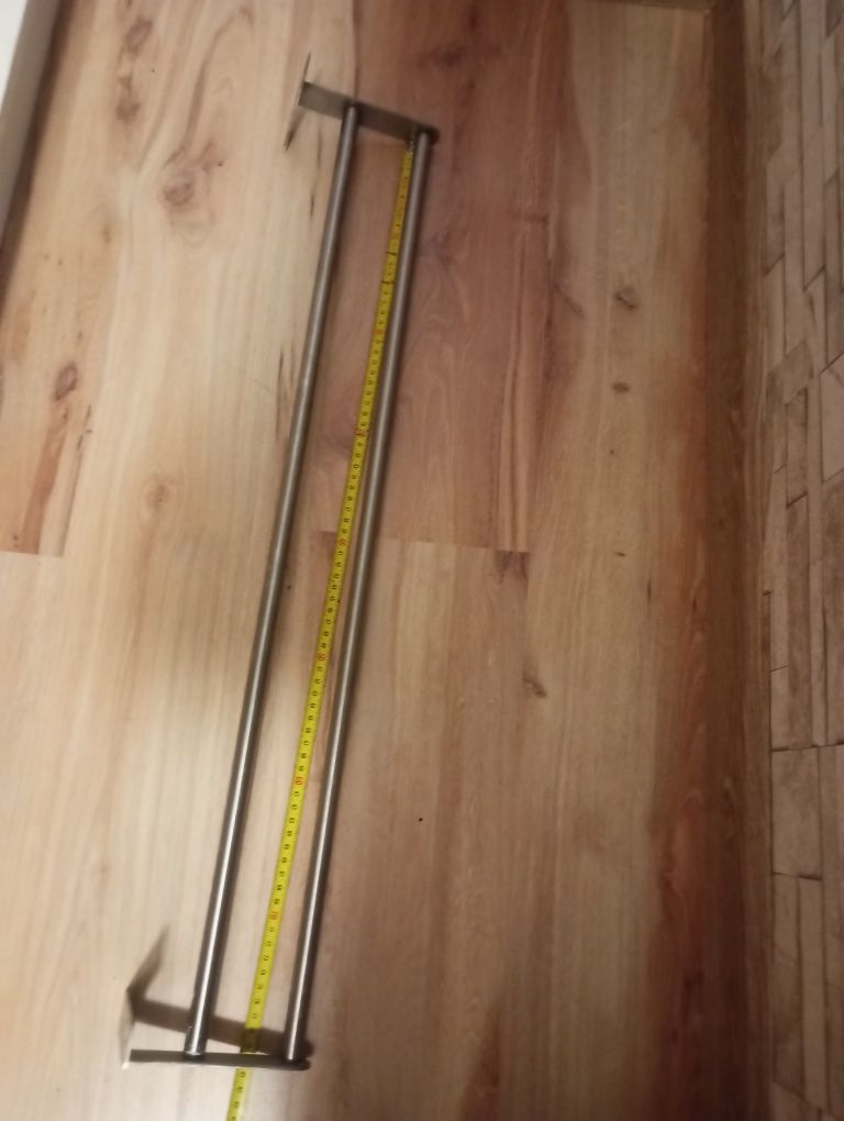 Sprzedam wieszak na ręczniki, metalowy długość 80 cm