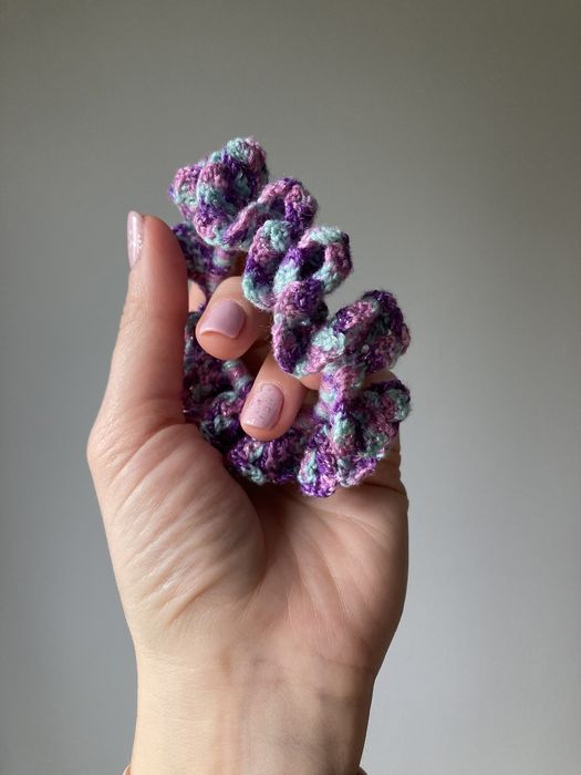 NOWA gumka do włosów typu scrunchie