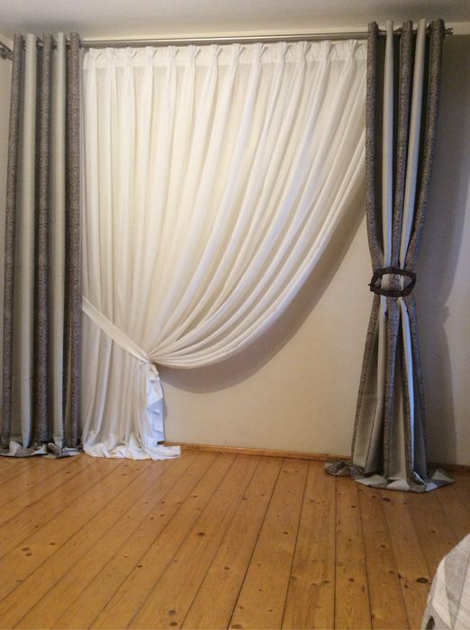 Zasłony 4 sztuki + 2 firany