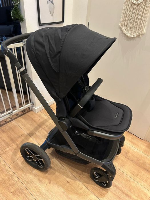 Zestaw wózka dziecięcego 3w1–Maxi Cosi Fame (czarny) wraz z fotelikiem