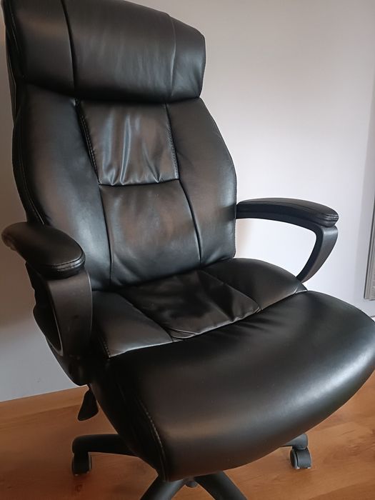 Krzesło obrotowe biurowe skórzane