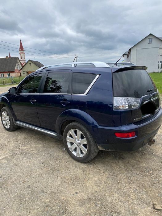 Автомобіль Mitsubishi Outlander 2011