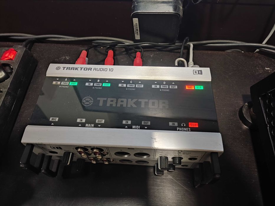 Placa de Som Traktor  Audio 10