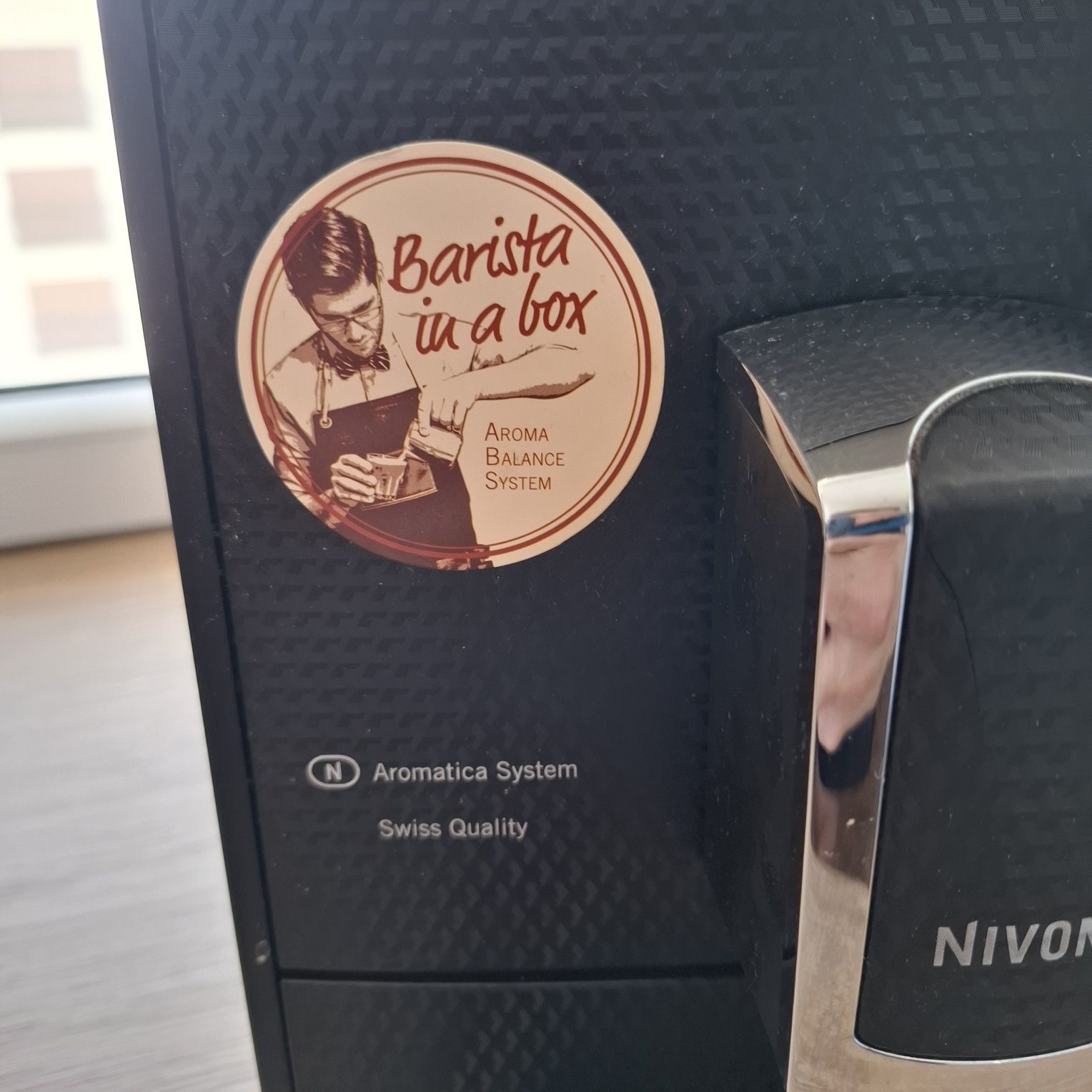 Ekspres do kawy Nivona Caferomatica 697, carbon